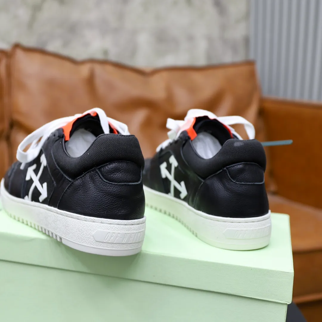 Men's shoes: 462💰💶【off-white】👫 Original one-to-one replica, high-end quality🥳The latest model has not been listed on the official website yet, the top version. Fabric: Imported original leather splicing Lining: Imported breathable mesh Outsole: Original rubber soft, light and wear-resistant Outsole Male 38-44 (customized for 45 and 46)